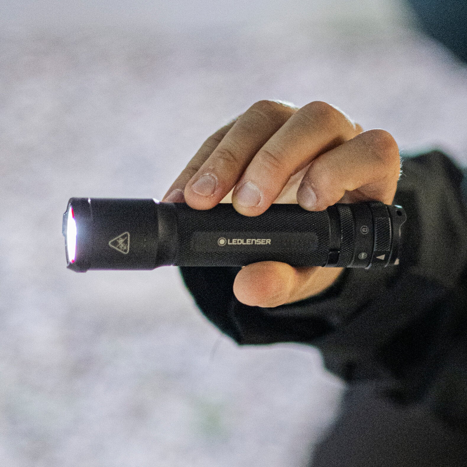 TAC7R Flashlight