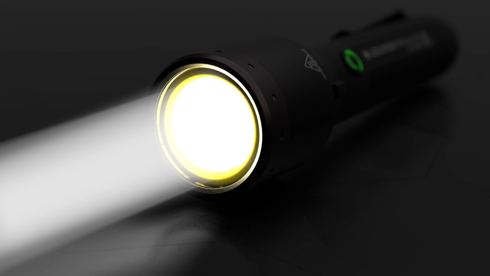 P9R Core LEP Flashlight and Flex10 Powerbank