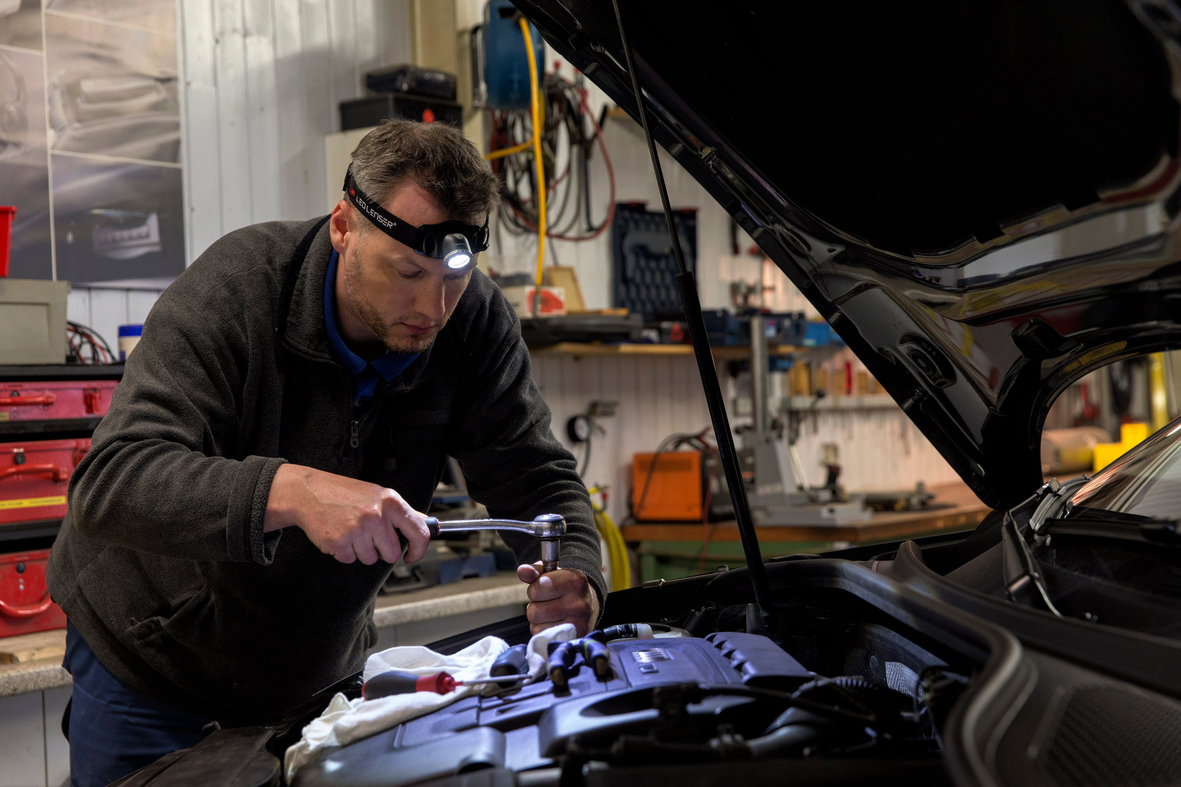 H7R.2 Headlamp-Ledlenser USA