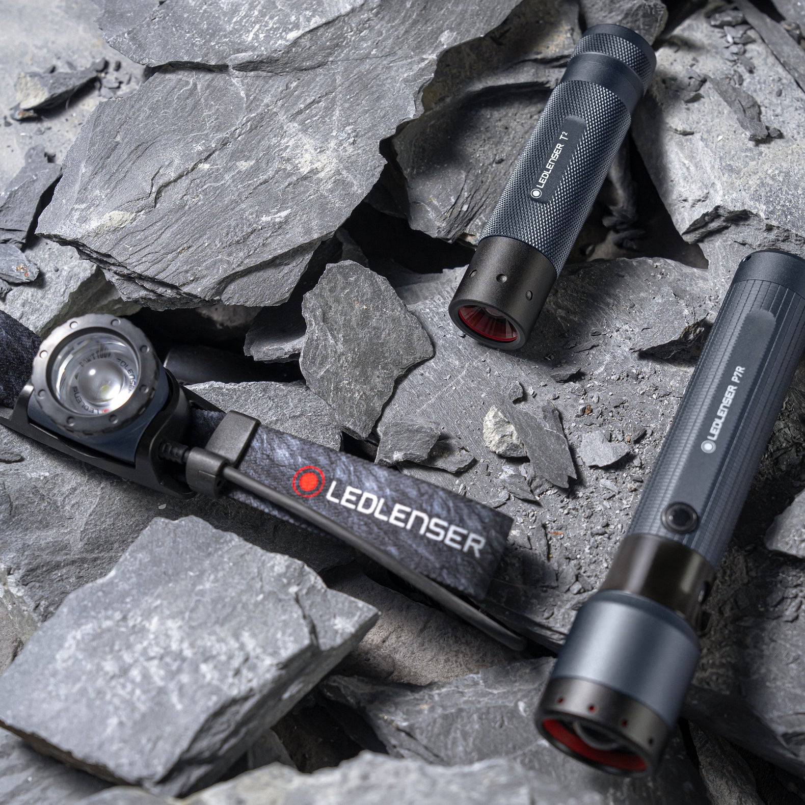 best rechargeable flashlight 240 volt Lumen LIGHT ONLY the MH40 Pro can emit 3500 lumens and cast light up to a remarkable 1421 yards thats more than half a mile The best rechargeable flashlights |